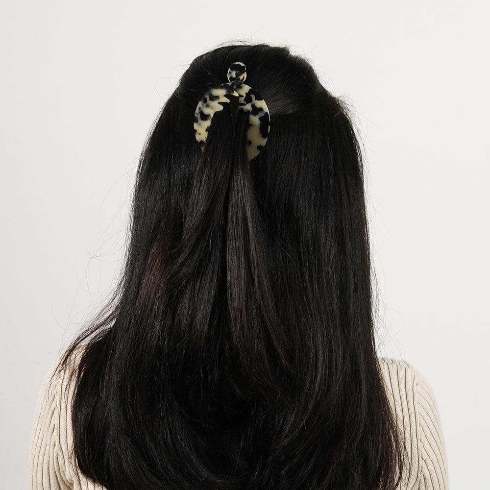 Small Round Banana Clip - Image 5
